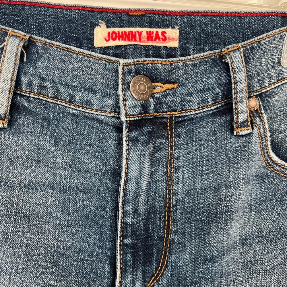 Johnny Was Raw Hem Straight‎ Leg Jeans 28